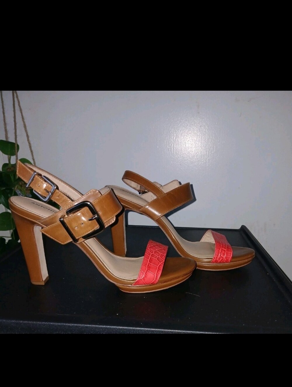 Antionio Melani Fire Coral Orange Women's Heels Sz 7.5